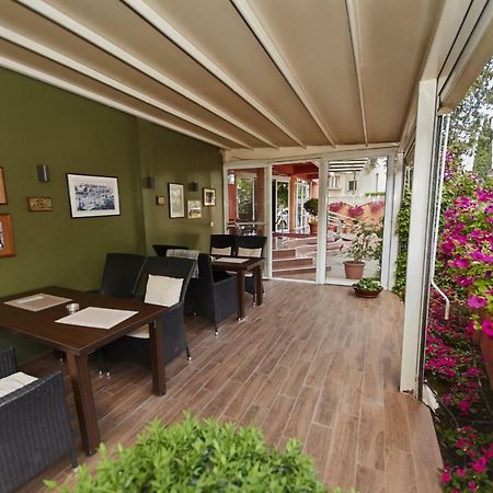Leonardo Hotel Skopje Bagian luar foto