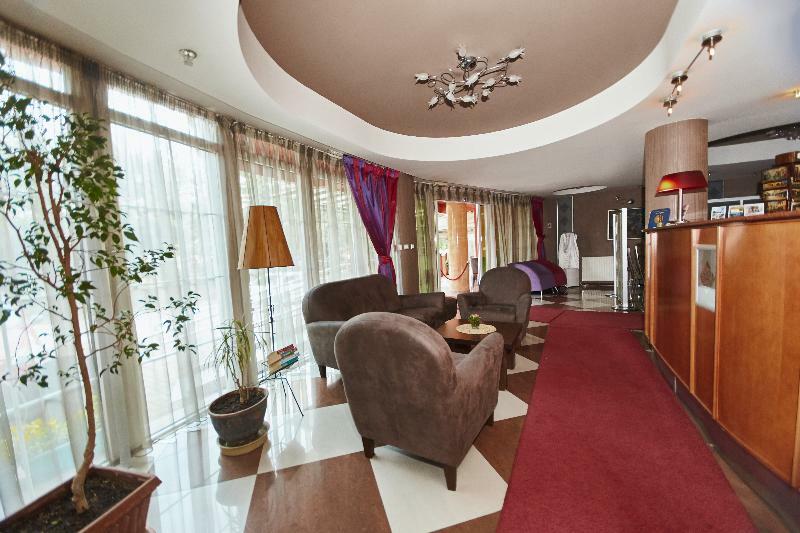Leonardo Hotel Skopje Bagian luar foto