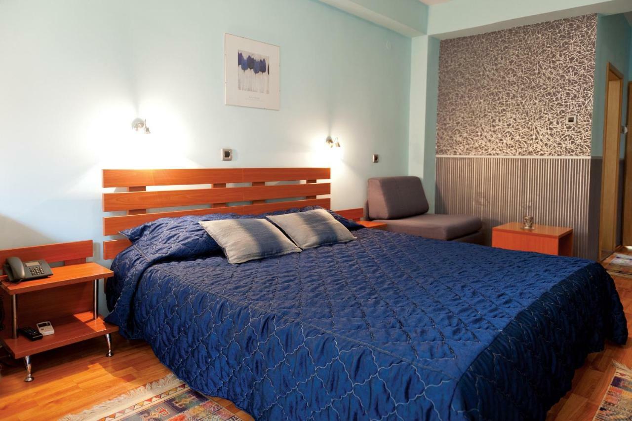 Leonardo Hotel Skopje Bagian luar foto
