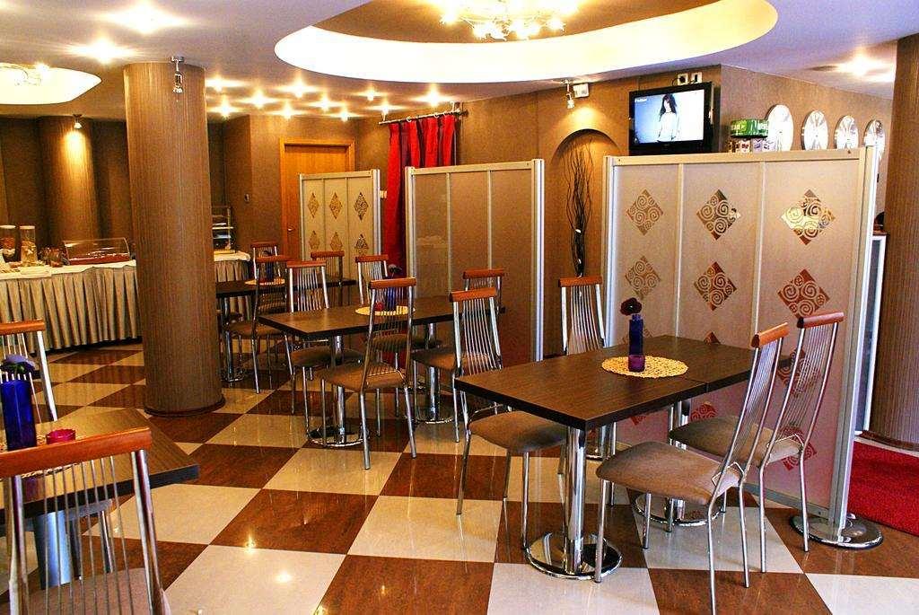 Leonardo Hotel Skopje Restoran foto